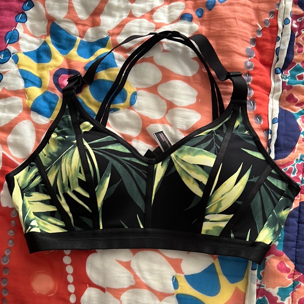 Victoria’s Secret racer back bra